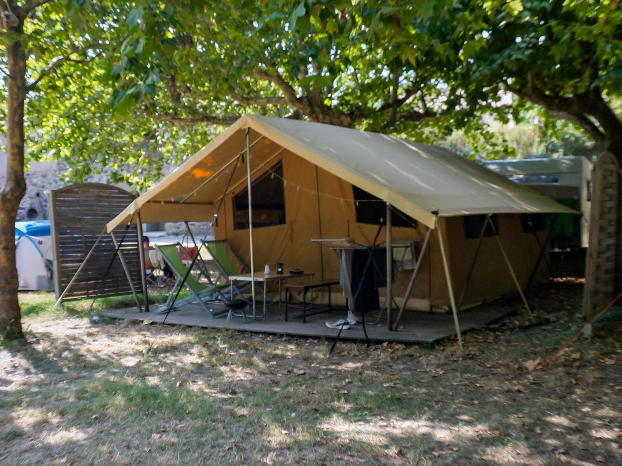 Le Moulin D'Onclaire Camping Et Chambres D'Hotes Coux 외부 사진