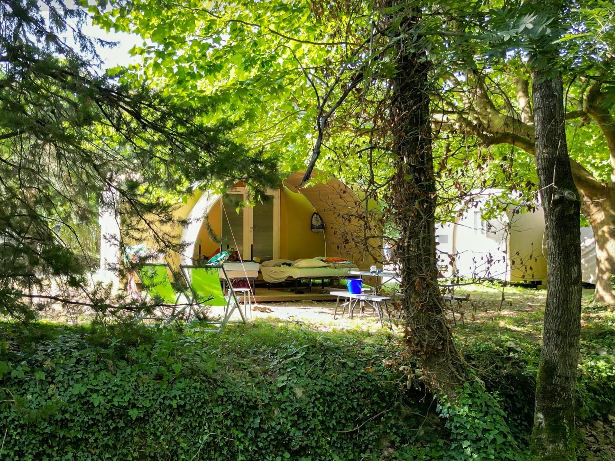 Le Moulin D'Onclaire Camping Et Chambres D'Hotes Coux 외부 사진