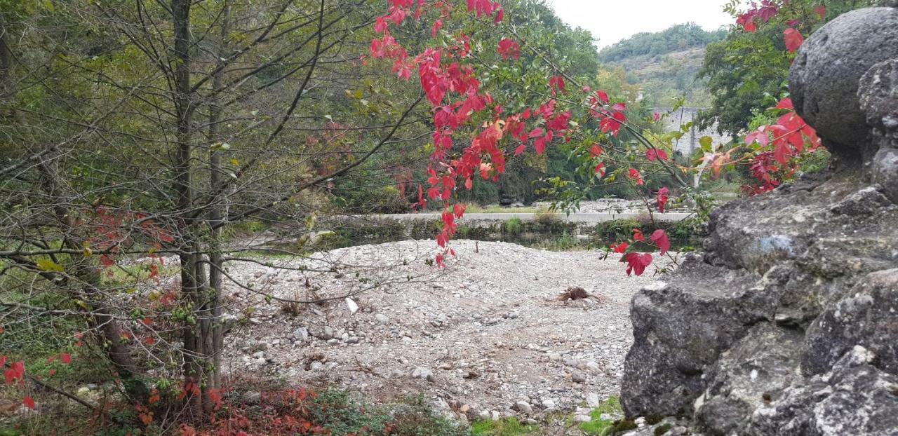 Le Moulin D'Onclaire Camping Et Chambres D'Hotes Coux 외부 사진